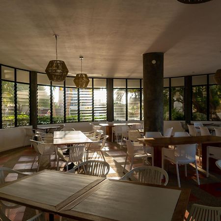 Hotel California Playa El Yaque المظهر الخارجي الصورة