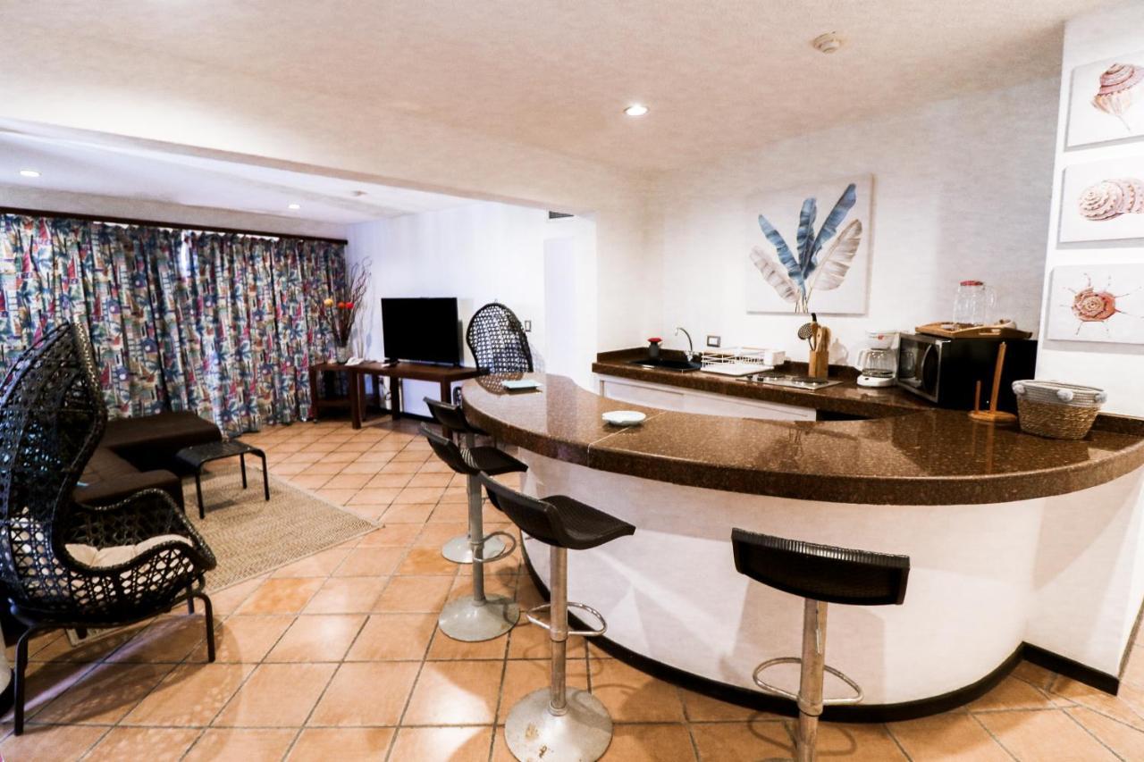 Hotel California Playa El Yaque المظهر الخارجي الصورة