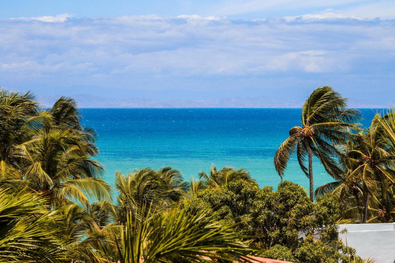 Hotel California Playa El Yaque المظهر الخارجي الصورة
