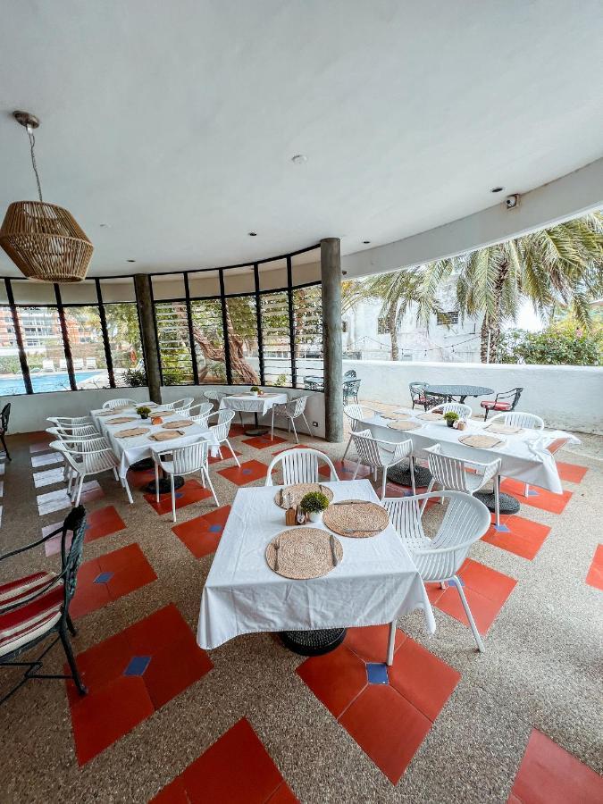 Hotel California Playa El Yaque المظهر الخارجي الصورة